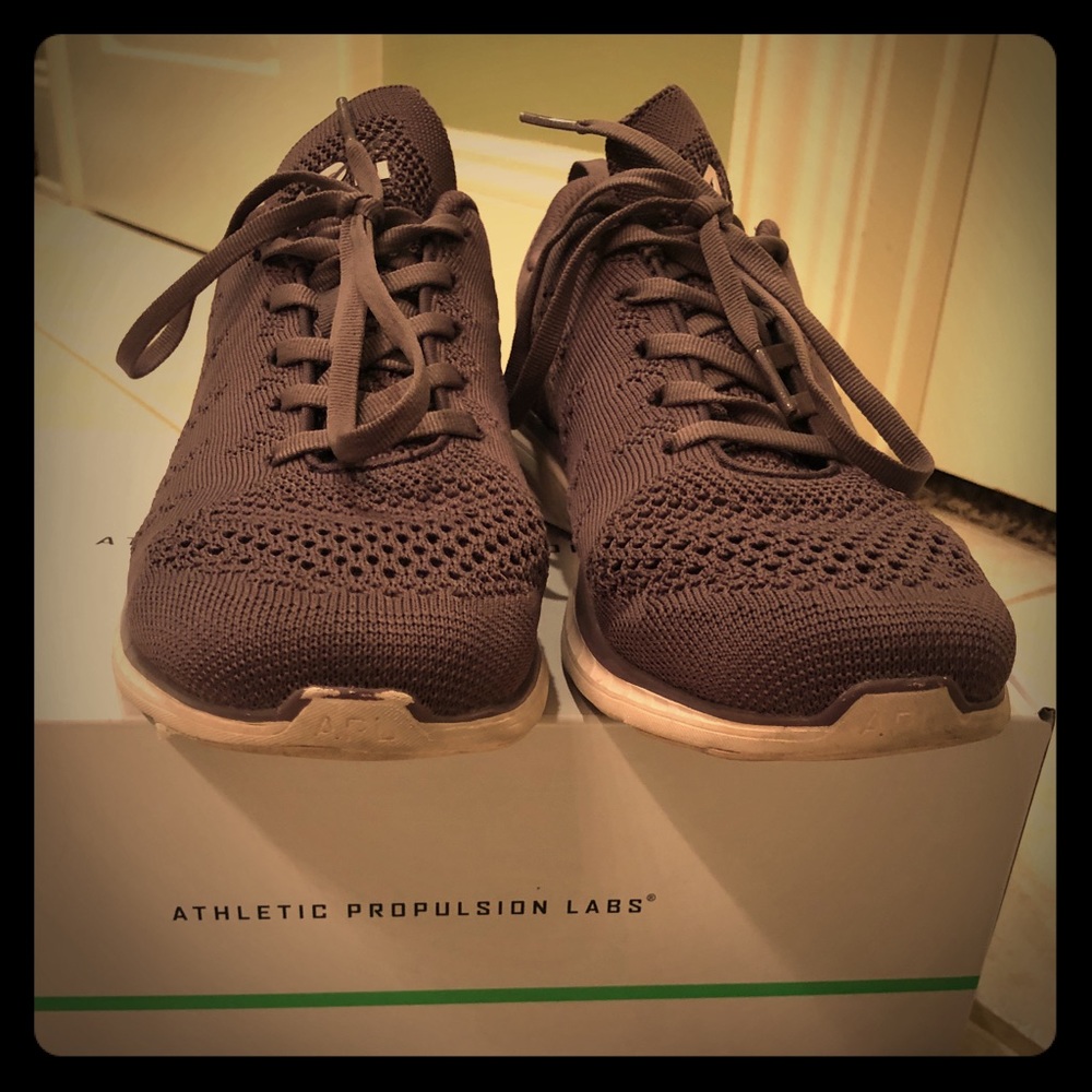 APL Women’s Techloom Pro In great condition